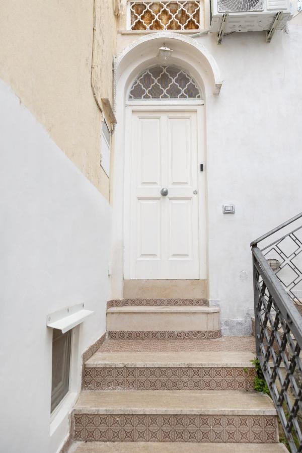 Vivimihome - Appartamento A Capri A Pochi Passi Dalla Piazzetta Kültér fotó